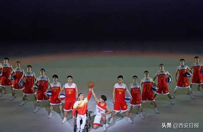 2025年新澳門今晚開什么，澳門今晚開獎(jiǎng)?lì)A(yù)測(cè)及結(jié)果分析