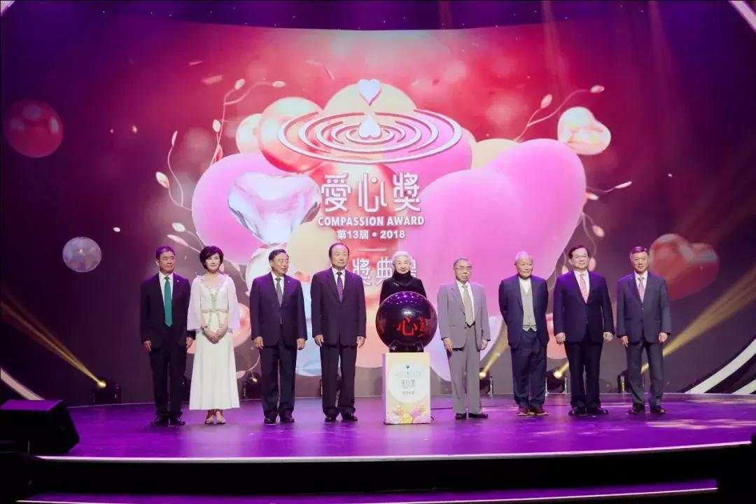 香港資料正版大全2025，專注于智能生態(tài)發(fā)展的前沿探索，香港資料正版大全2025，智能生態(tài)前沿探索的專注焦點(diǎn)